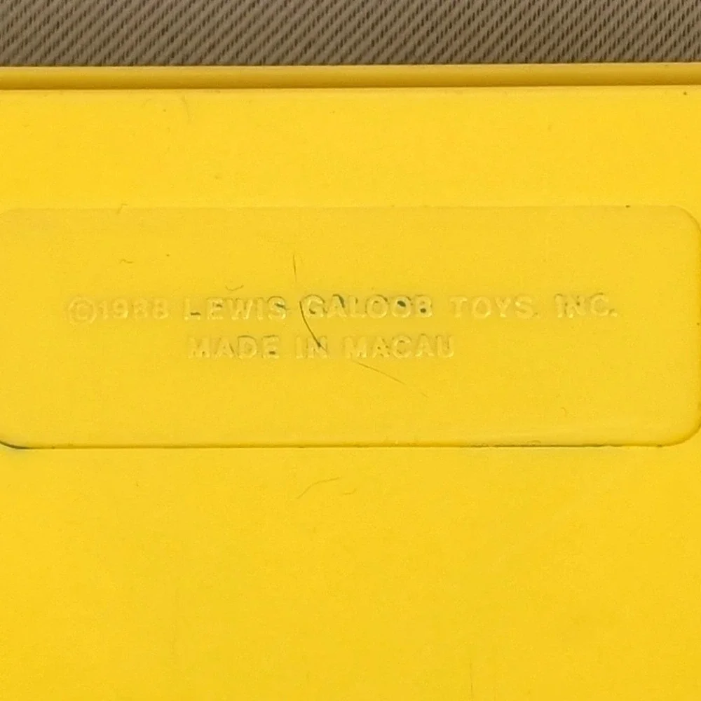 Vintage‎ 1988 Galoob Touch N Tell Me Learning Clock Toy Yellow Retro Education